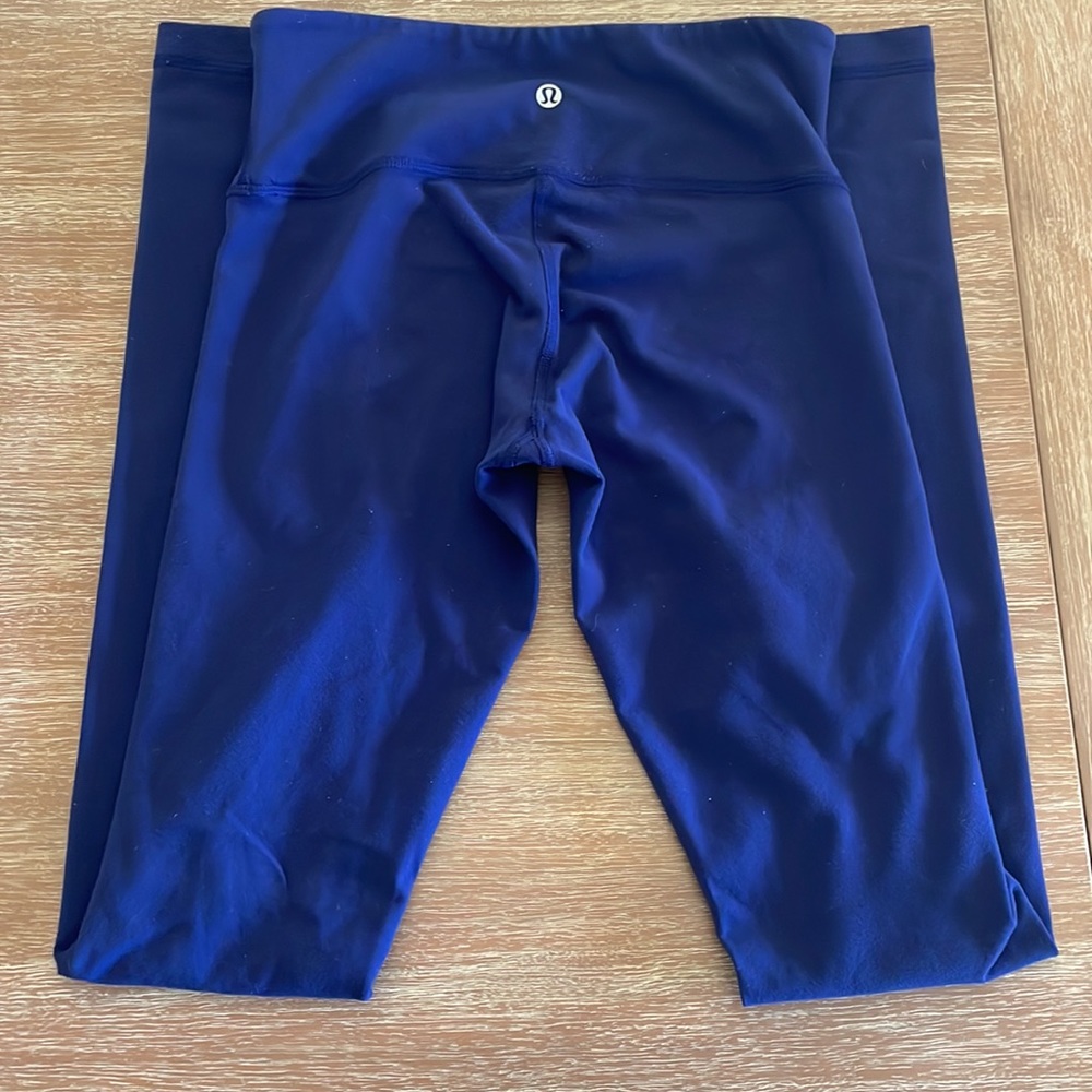 Lululemon full length navy Wunder Under leggings